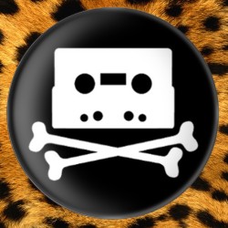 K7 Pirate - Badge Ø25mm