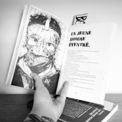 FANXOA Un jeune homme éventré - Livre